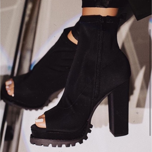 Lug sole Bootie Black - Picture 2 of 2